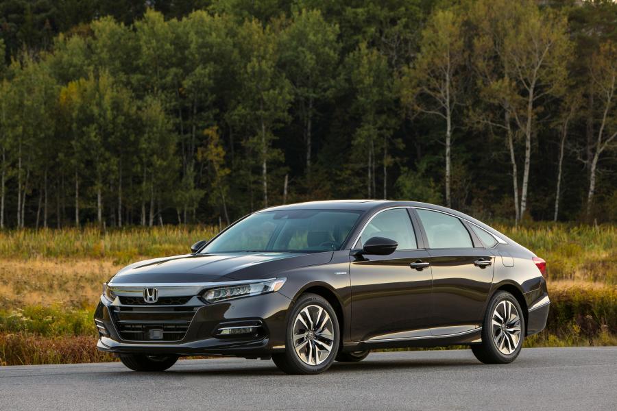  Honda Accord Touring Hybrid 2017 года  (NA) (фото 5 из 170)